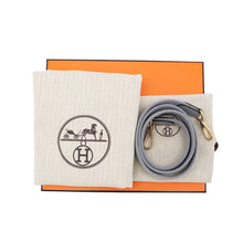 将图像加载到图库查看器中，HERMES Evelyne Short Green Pantan Taurillon Clemence Size TPM
