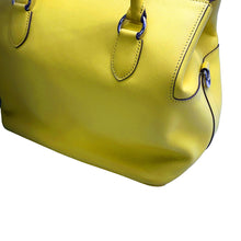 Load image into Gallery viewer, HERMES ToolBox Lime Swift Leather Size 26
