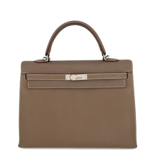 Load image into Gallery viewer, HERMES Kelly Sellier Etoupe/Ruby Epsom Size 35
