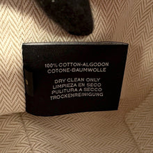 将图像加载到图库查看器中，HERMES Brid a Black Hibiscus Canvas Size PM
