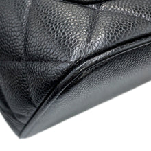 将图像加载到图库查看器中，CHANEL Medallion Tote BlackA01804 Caviar Leather
