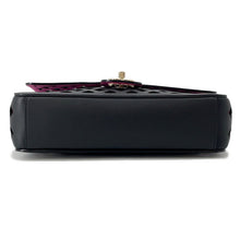 将图像加载到图库查看器中，CHANEL Punching Chain Shoulder Bag Black/PinkAS2376 Calf Leather Size 25
