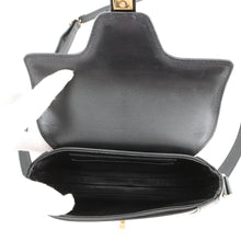 Load image into Gallery viewer, CELINE Busas 16 Seize Shoulder Bag Black188013 Leather Size Small
