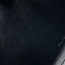 Load image into Gallery viewer, CELINE Busas 16 Seize Shoulder Bag Black188013 Leather Size Small
