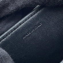 Load image into Gallery viewer, CELINE Busas 16 Seize Shoulder Bag Black188013 Leather Size Small
