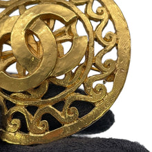 将图像加载到图库查看器中，CHANEL CC Logo Brooch Gold Gold Plated
