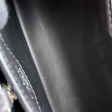 Load image into Gallery viewer, LOUIS VUITTON Capucines Noir/WhiteM42641 Leather Size BB
