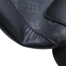 将图像加载到图库查看器中，LOUIS VUITTON Messenger Voyage NoirM40511 Monogram Eclipse Size PM
