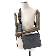 Load image into Gallery viewer, LOUIS VUITTON Duo messenger NoirM69827 Monogram Shadow
