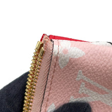 将图像加载到图库查看器中，LOUIS VUITTON Pochette double zip RougeM67561 Monogram Monogram Giant
