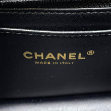 将图像加载到图库查看器中，CHANEL Mini Matelasse Single Chainshoulder Bag BlackA69900 Lambskin Size 20
