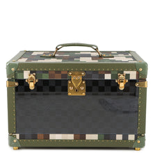 将图像加载到图库查看器中，LOUIS VUITTON Shoe Box Pharrell Williams Khaki/Multicolor/TransparentM10295 Damier Damoflage
