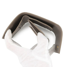 将图像加载到图库查看器中，CELINE Trifold Wallet Pebble10B573 Leather
