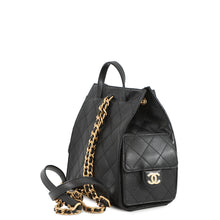 将图像加载到图库查看器中，CHANEL CHANEL 25 Medium Backpack BlackAS5600 Caviar Leather Size Medium

