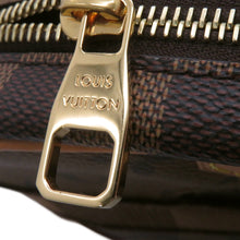 将图像加载到图库查看器中，LOUIS VUITTON Trocadero Wearable Wallet BrownM26020 Monogram・Landscape
