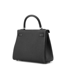 Load image into Gallery viewer, HERMES Kelly Retourne Black Togo Leather Size 25
