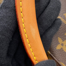 将图像加载到图库查看器中，LOUIS VUITTON Mini Looping BrownM51147 Monogram
