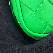 将图像加载到图库查看器中，Bottega Veneta INTRECCIATO Phone Pouch Parakeet729296 Calf Leather
