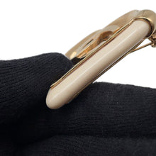 将图像加载到图库查看器中，CHANEL CC Logo Heart Clover Brooch Gold/Ivory Metal Resin
