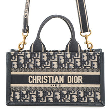 将图像加载到图库查看器中，Dior East West Book Tote NavyM1326CZBB_M928 Canvas
