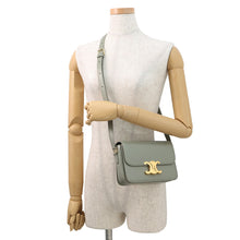 将图像加载到图库查看器中，CELINE Teen Triomphe Shoulder Bag AlmondGreen188423 Shiny Calf Leather
