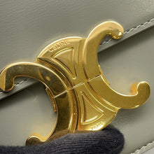 将图像加载到图库查看器中，CELINE Teen Triomphe Shoulder Bag AlmondGreen188423 Shiny Calf Leather
