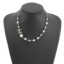 将图像加载到图库查看器中，CHANEL CC Logo NecklaceABB616 Metal Rhinestone Faux Pearl
