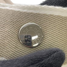 将图像加载到图库查看器中，HERMES Brid a Black Beige Canvas Size PM
