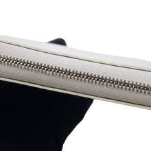 将图像加载到图库查看器中，HERMES Azap Long silk in White Epsom
