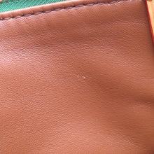 Load image into Gallery viewer, LOUIS VUITTON Speedy P9 Bandouliere VertM24423 Calf Leather Monogram Size 25
