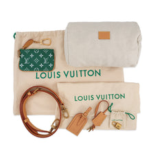 Load image into Gallery viewer, LOUIS VUITTON Speedy P9 Bandouliere VertM24423 Calf Leather Monogram Size 25
