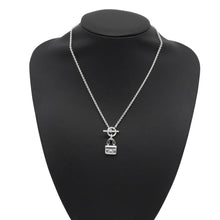 将图像加载到图库查看器中，HERMES Amulette Constance Necklace SV925

