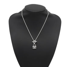 将图像加载到图库查看器中，HERMES Amulette Constance Necklace SV925
