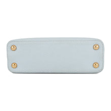 将图像加载到图库查看器中，LOUIS VUITTON Capucines Light Blue Taurillon Leather Size BB
