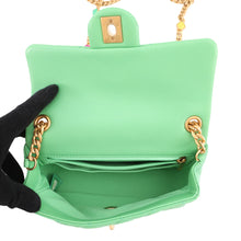 将图像加载到图库查看器中，CHANEL Mini Matelasse Single Shoulder Bag GreenA69900 Lambskin Size 20
