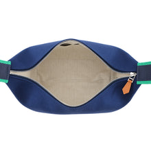 将图像加载到图库查看器中，HERMES Brid a Black Marine Canvas Size PM
