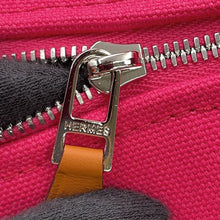 将图像加载到图库查看器中，HERMES Brid a Black Hibiscus Canvas Size PM
