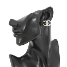 将图像加载到图库查看器中，CHANEL CC Logo Rhinestone Pearl EarringABD478 Metal Rhinestone Faux Pearl
