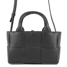 将图像加载到图库查看器中，Bottega Veneta Maxi INTRECCIATO Candy Alco Tote 2-Way Bag Black Lamb Leather Size Mini

