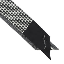 Load image into Gallery viewer, Dior 30 Montaigne Mitzah Scarf White/Black15MON106I601 Silk100%
