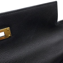 Load image into Gallery viewer, HERMES Outside Kelly Black Epsom Size 28
