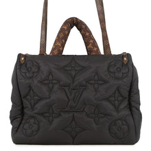 Load image into Gallery viewer, LOUIS VUITTON Onthego NoirM21069 Recycled MetallicNylon Monogram Size MM
