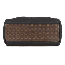 Load image into Gallery viewer, LOUIS VUITTON Onthego NoirM21069 Recycled MetallicNylon Monogram Size MM
