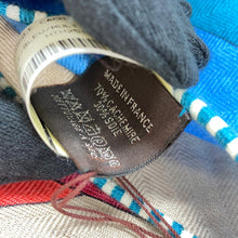 Load image into Gallery viewer, HERMES Carre Triangle "Clic" Rose・Vif / Blue / MulticolorH361662S 06 Cashmere70% Silk30%

