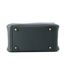 Load image into Gallery viewer, HERMES Lindy Vert Mangrove Taurillon Clemence Size Mini
