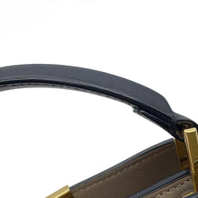 将图像加载到图库查看器中，FENDI Peekaboo Iconic Essential Black8BN302 Leather
