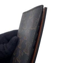 将图像加载到图库查看器中，CELINE Triomphe Passport Cover Tan4M3432AK1.04BT PVC Leather
