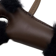 将图像加载到图库查看器中，HERMES Buddy Bag Charm Chocolat/Etoupe Lambskin Mouton
