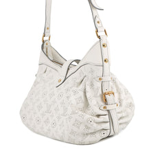 将图像加载到图库查看器中，LOUIS VUITTON Mahina Blanc/BrownM95661 Monogram Mahina Size XS
