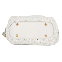 将图像加载到图库查看器中，LOUIS VUITTON Mahina Blanc/BrownM95661 Monogram Mahina Size XS
